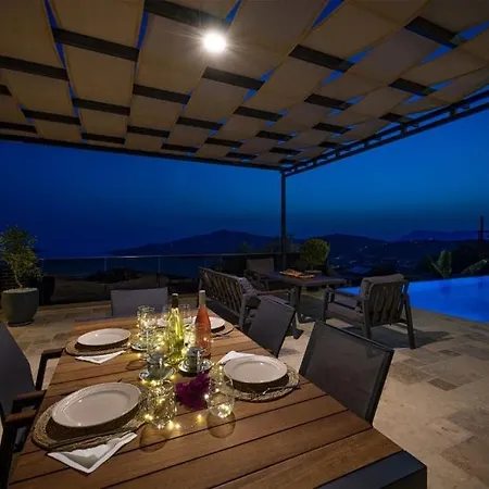 Upperhouse Kalkan - Private Sea View - Heated Indoor Pool - Kalkan *