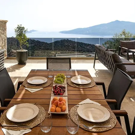Upperhouse Kalkan - Private Sea View - Heated Indoor Pool - Kalkan Kaș