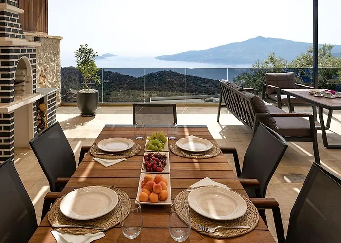 Upperhouse Kalkan - Private Sea View - Heated Indoor Pool - Kalkan كاس