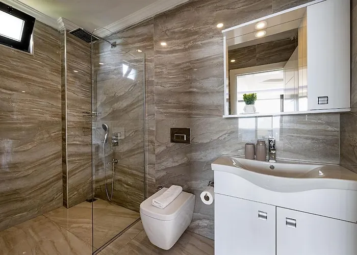 Upperhouse Kalkan - Private Sea View - Heated Indoor Pool - Kalkan فيلة كاس