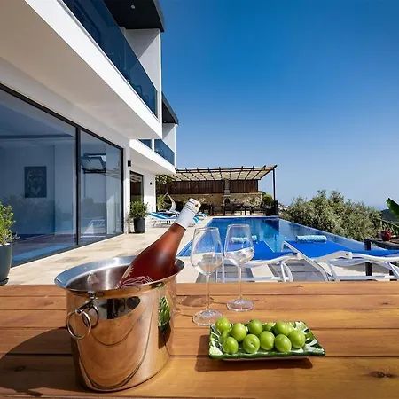 Upperhouse Kalkan - Private Sea View - Heated Indoor Pool - Kalkan 카스